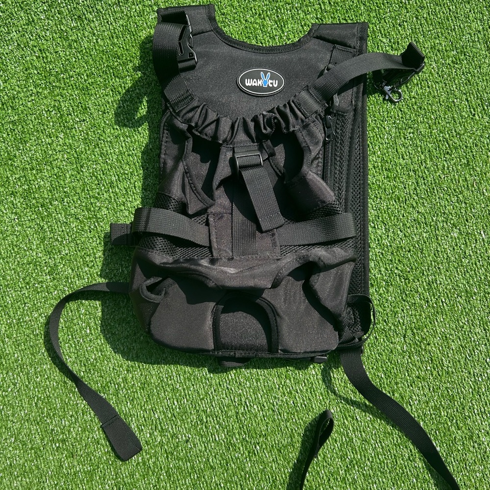 Wakytu 2.0 Dog Carrier Front Or Back Backpack Medium Black NWOT